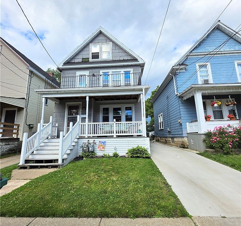 1st image of 33 Baxter St #2
