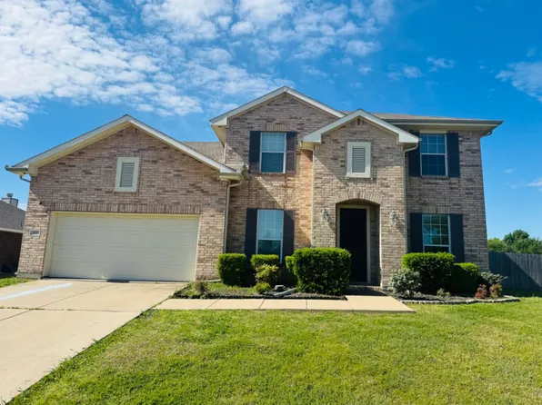 203 Spruce Trl, Forney, TX 75126