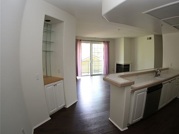 2nd image of 17809 Halsted St Unit 209