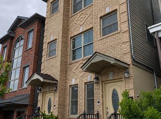 106 Irving St #2, Jersey City, NJ 07307