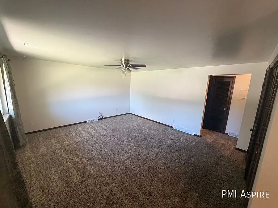 2 Bedroom 1 Bathroom Apartment in Berthoud — Photo 4
