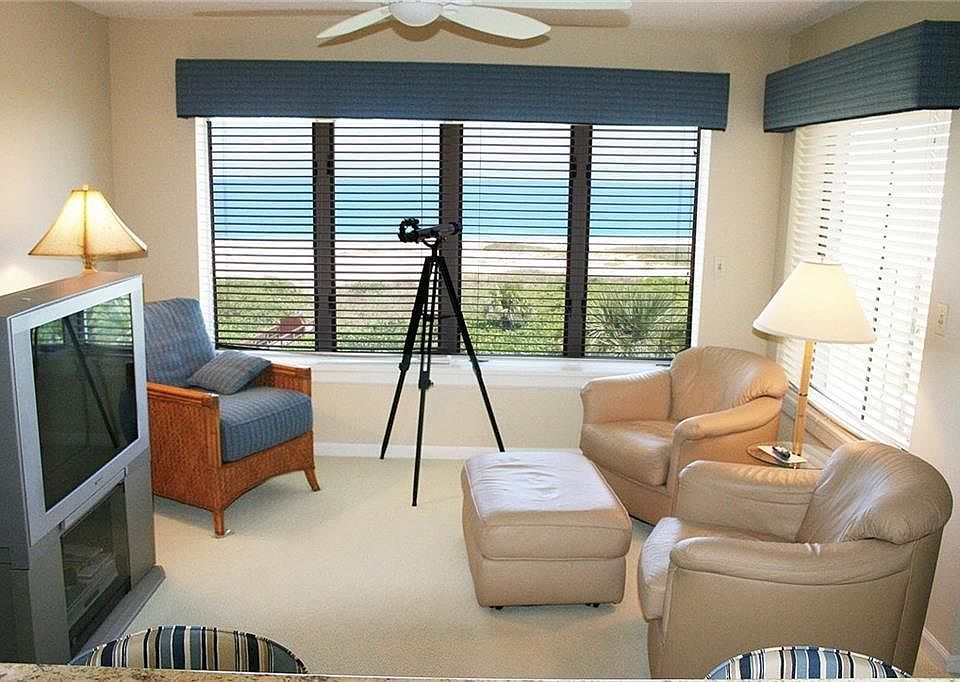 1st image of 1616 Ocean Dr APT 407