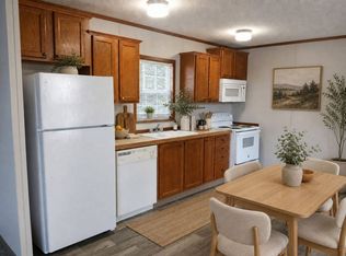 10-401 S Deer Creek St #10, Galveston, IN 46932