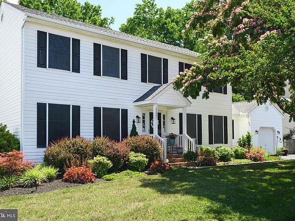 2nd image of 29841 Standish St