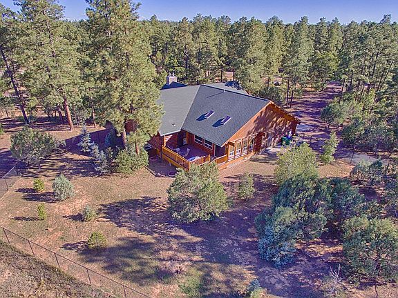 2nd image of 100 Creekwood Ln