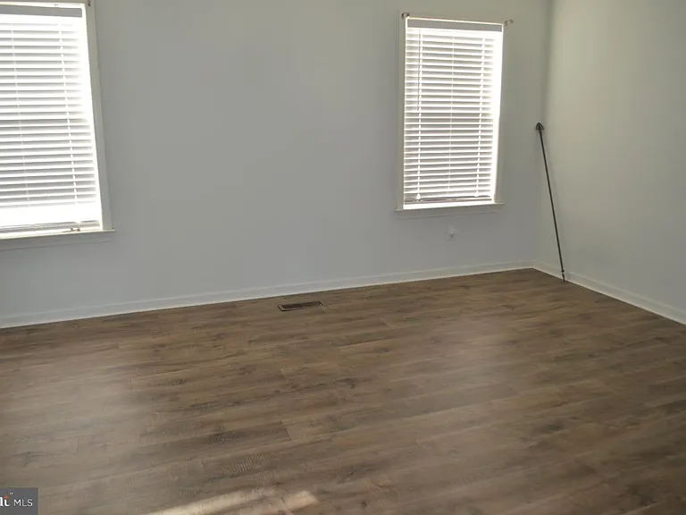 12113 Fallen Timbers Cir — Photo 15