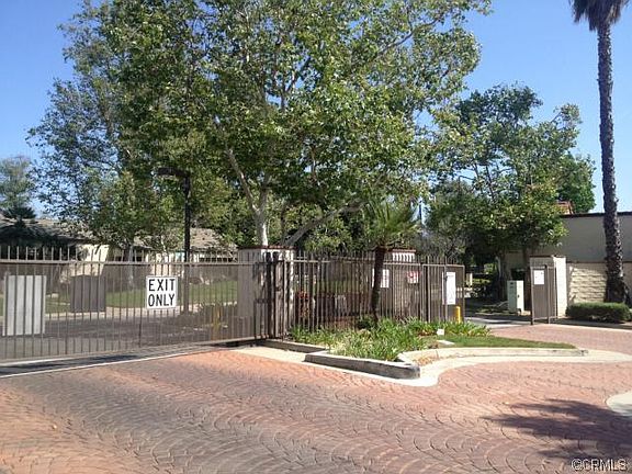 3rd image of 1419 Skyway Ln