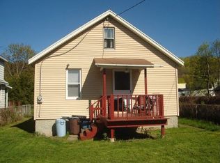 141 8th Ave, Troy, NY 12180