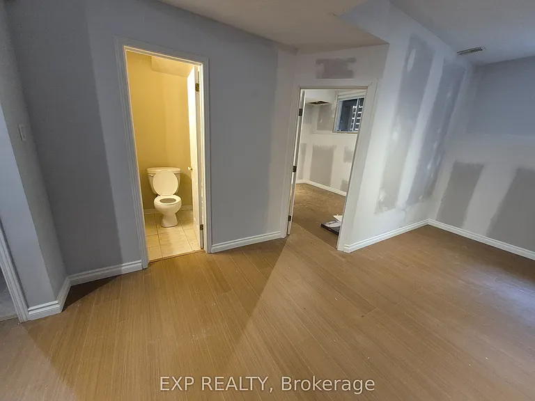 2 Maple Park Point — Photo 18