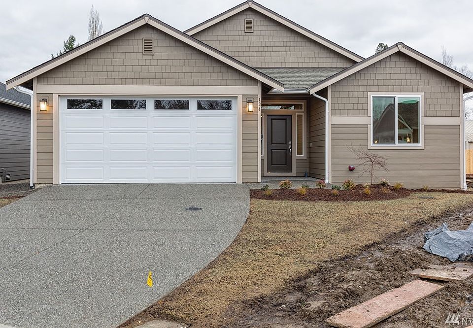 Photo is of Lot 7 1491B Elevation and is only for marketing purposes.  Actual home may vary.