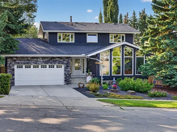 267 Ranch Estates Dr NW, Calgary, AB T3G 1K7
