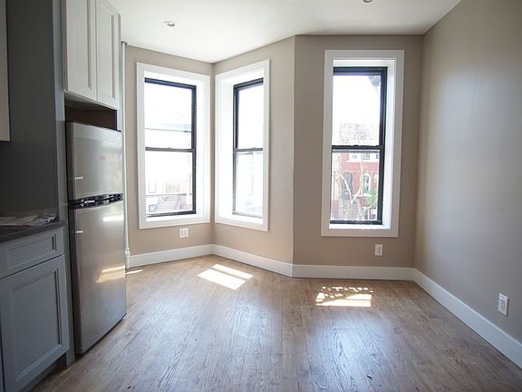 3rd image of 865 Saint Johns Pl #2AC
