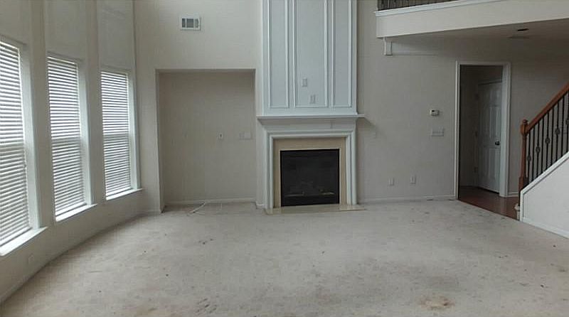 2nd image of 3153 Abbey Dr SW