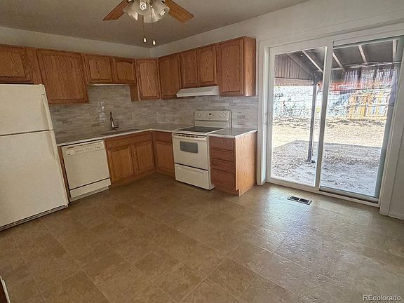 5th image of 12353 Edwards Place