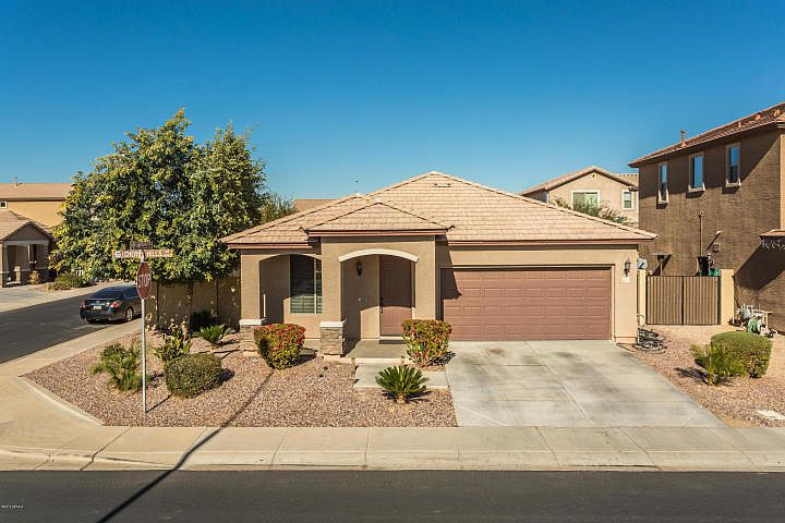 1st image of 4022 E Cherry Hills Dr