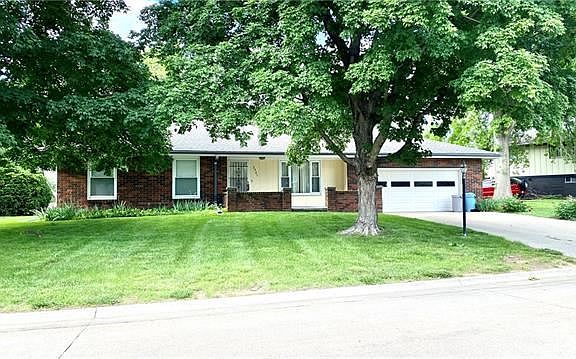 2nd image of 2901 Kimbrough Ln