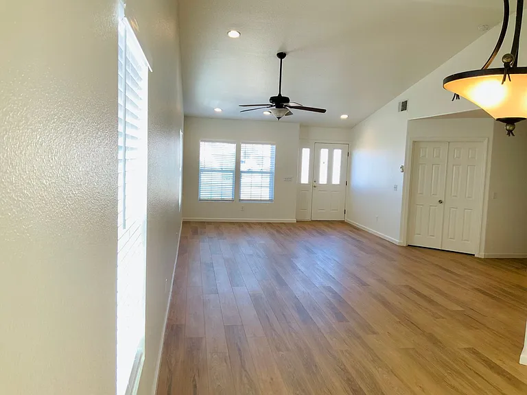 57227 Aranza Ct — Photo 7