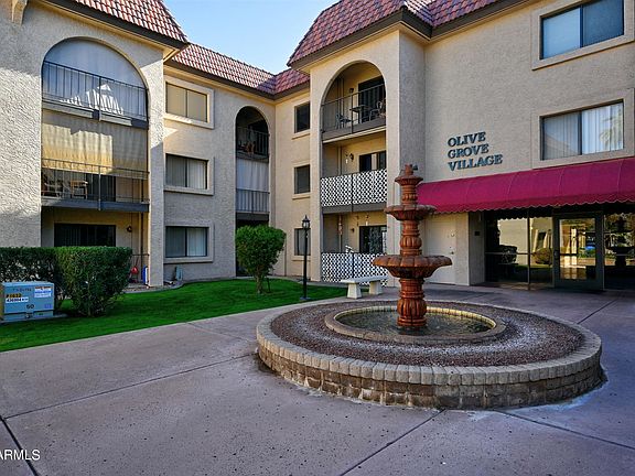 4th image of 3033 E Devonshire Ave Unit 1015