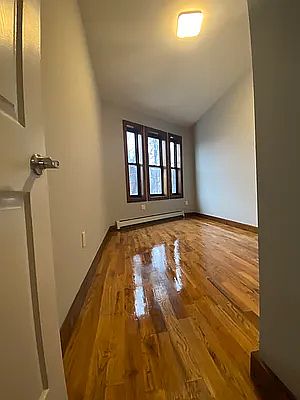 2nd image of 401 E 23rd St APT 4R
