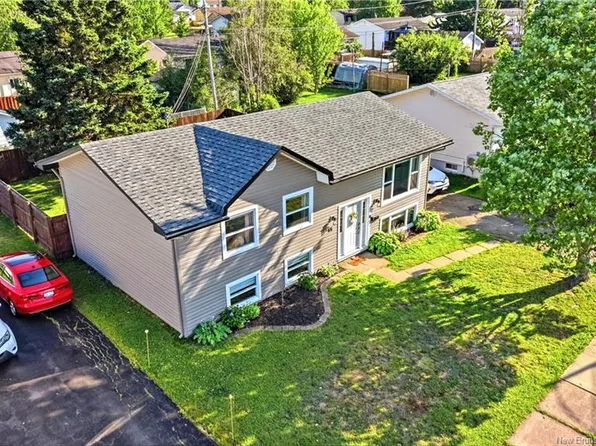 65 Satinwood Dr, Moncton, NB E1G 1C3