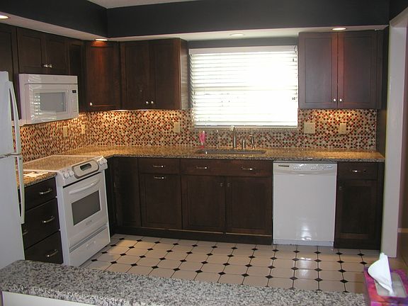 Double SS sink with filtered water