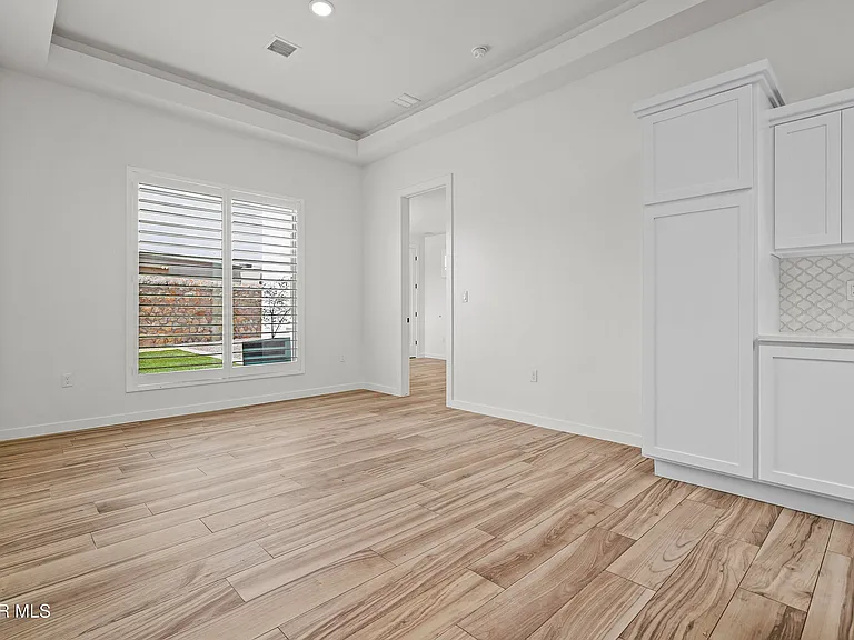 13637 Chepstow Ct — Photo 8