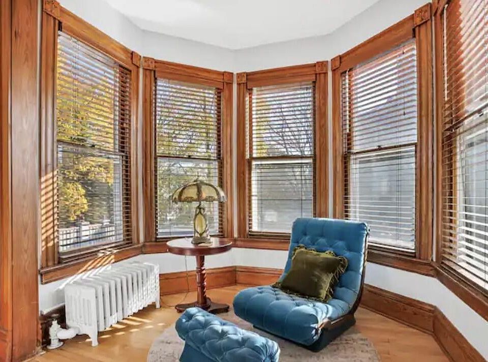 19th image of 1520 College AVENUE
