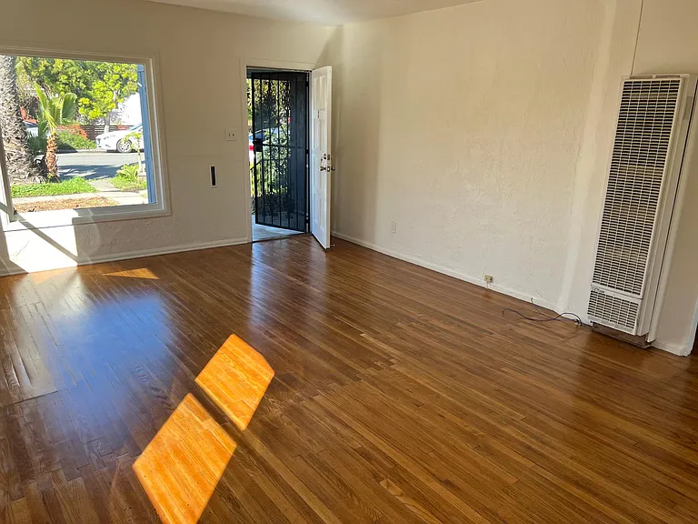 4581 Wilson Ave — Photo 13
