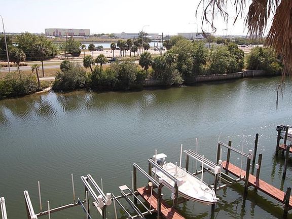 4th image of 5000 Culbreath Key Way APT 8305