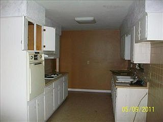 4th image of 4104 N Rosewood Ave