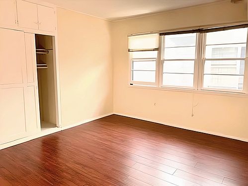 4th image of 922 Idaho Ave APT D