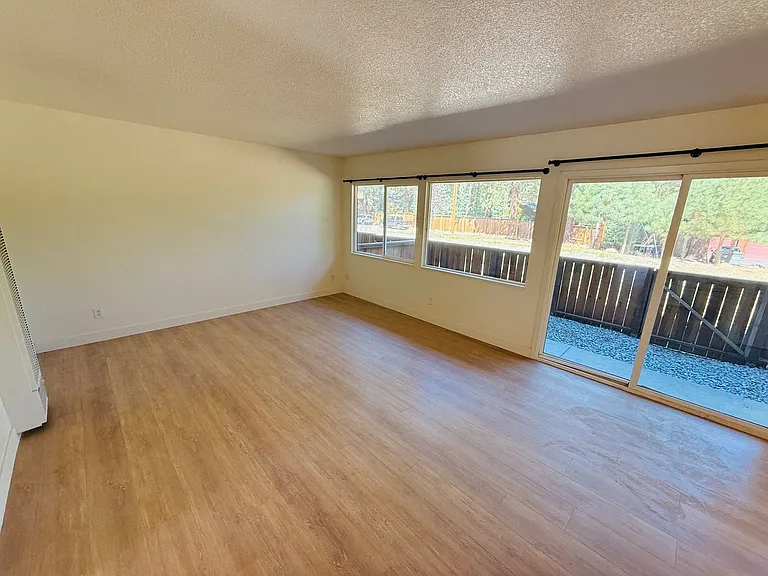 3624 Terry Ln #7 — Photo 2