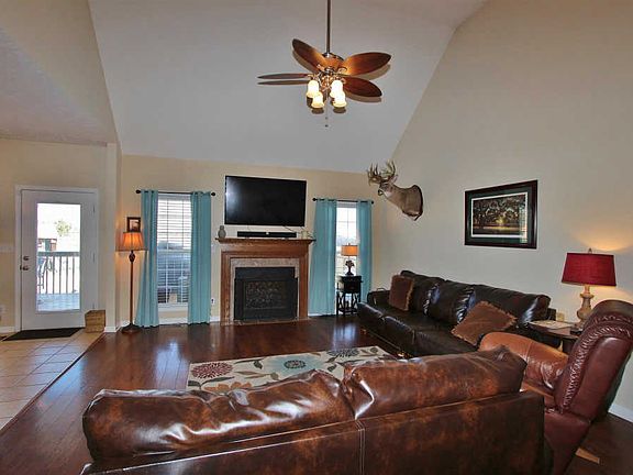 4th image of 987 Beldon Station Ln