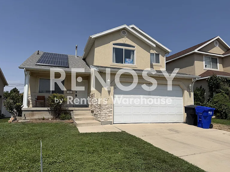 437 E Stephie Marie Ln — Photo 1