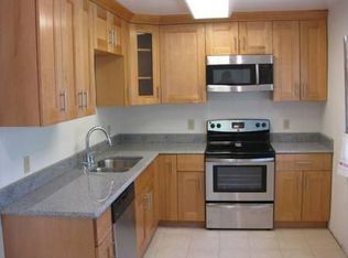 712 Weich Ln, Virginia Beach, VA 23455