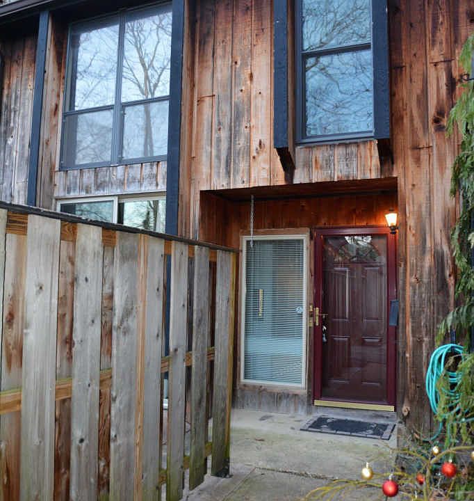 1st image of 5095 Hollow Log Ln