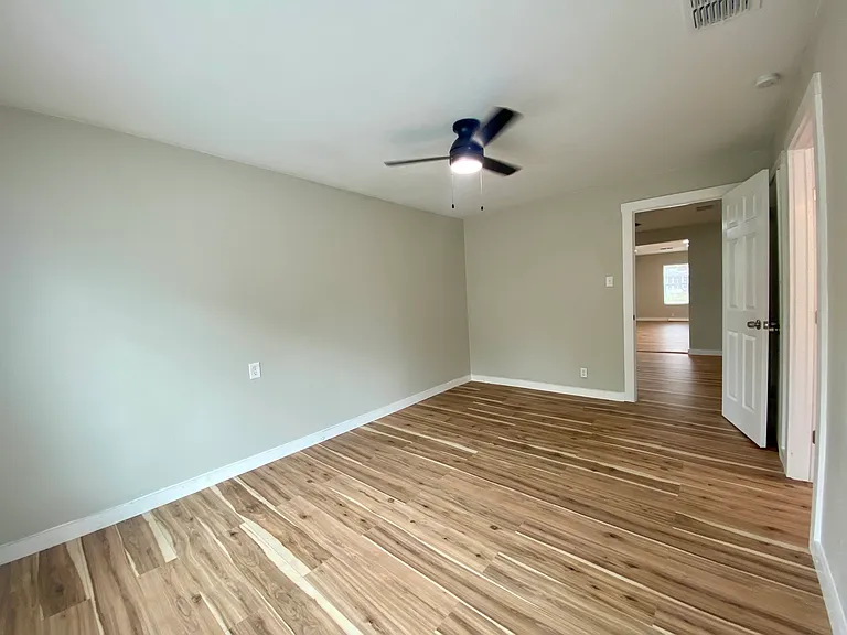 431 Tutt Ave — Photo 13