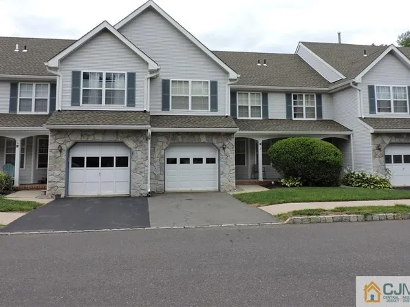 95 Heather Ct, Monmouth Junction, NJ 08852