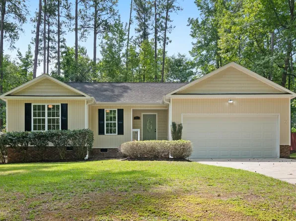 1483 Kentucky Ave, Sanford, NC 27332