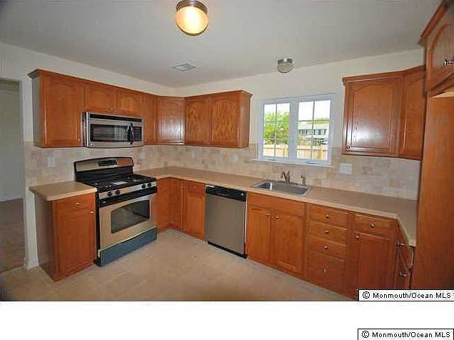 2nd image of 20 Straghan Street
