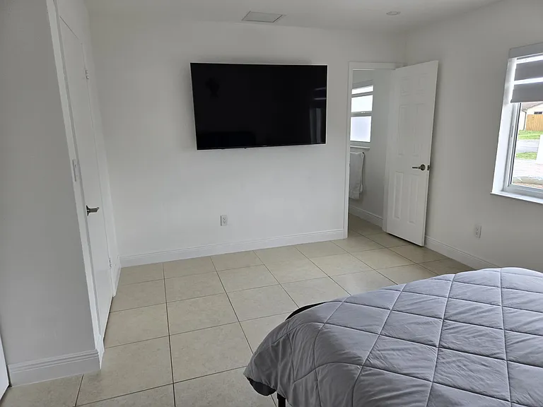 11774 SW 32nd St — Photo 7