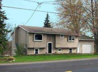 7101 Bear Ridge Rd, North Tonawanda, NY 14120