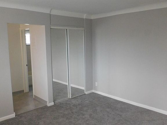 4th image of 13065 Puritas Ave APT 08