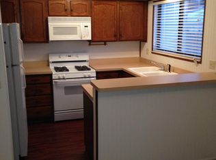 25 Wintergreen Ct, Woodridge, IL 60517