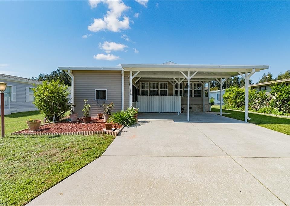 1st image of 403 Avocado Dr