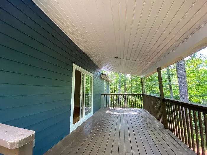 3 bed, 2.0 bath, 1232 sqft, $1,400 — Photo 2