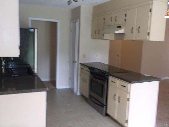 5th image of 10637 Fair Pine Dr