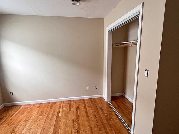 3rd image of 157 Terrace Ave
