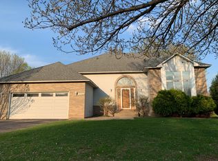 10066 Fox Run Cv, Woodbury, MN 55129