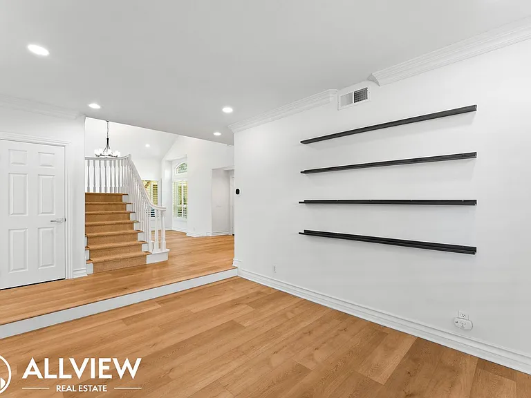 15 Summitcrest — Photo 11